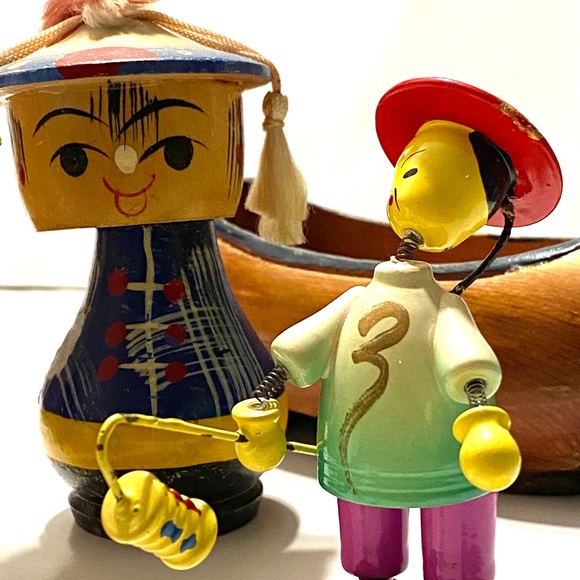 7 wooden Asian decorative vi rage kit. - Picture 2 of 16